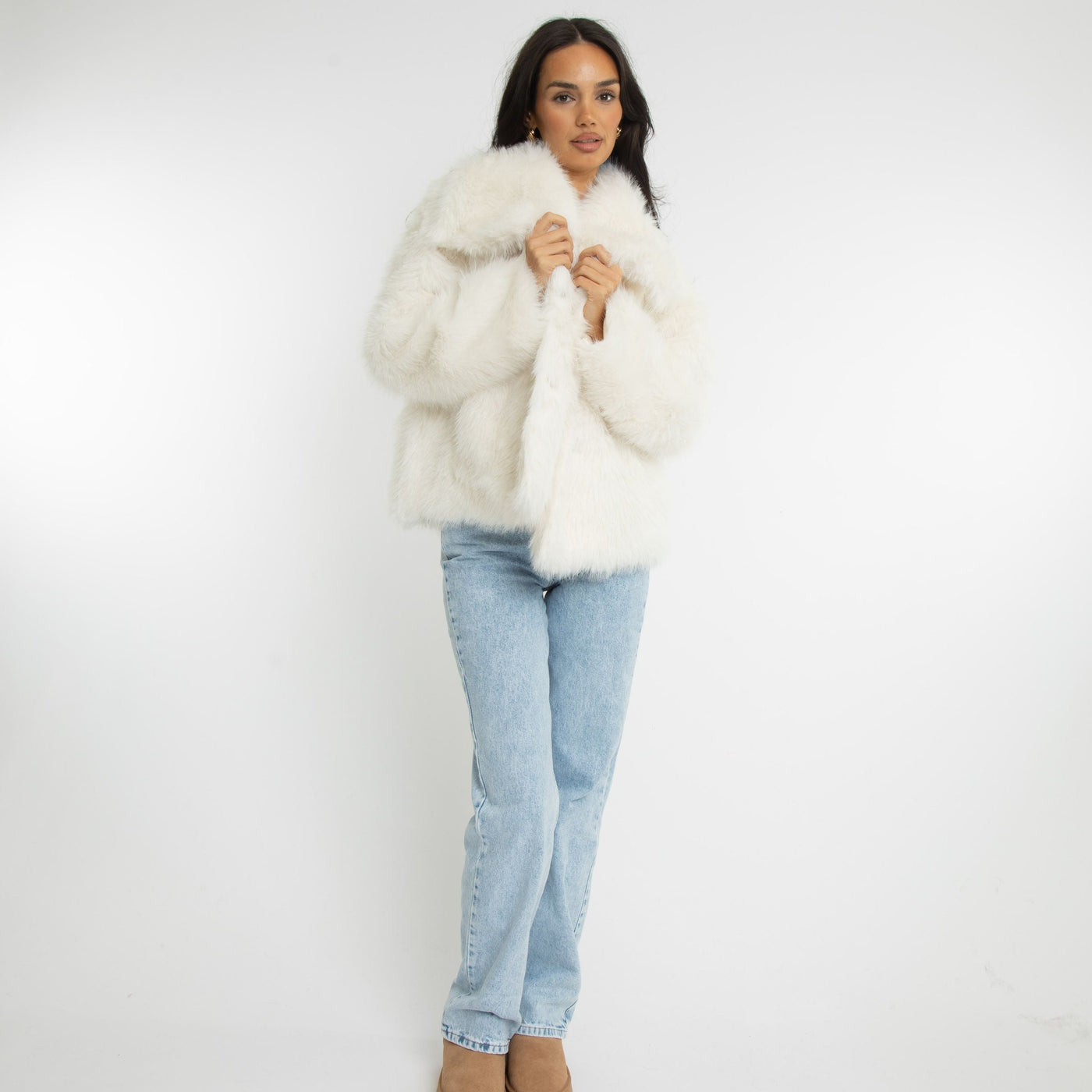 Lyxig fuskpälsjacka