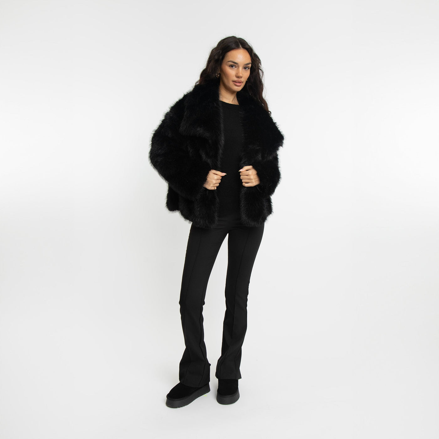 Lyxig fuskpälsjacka