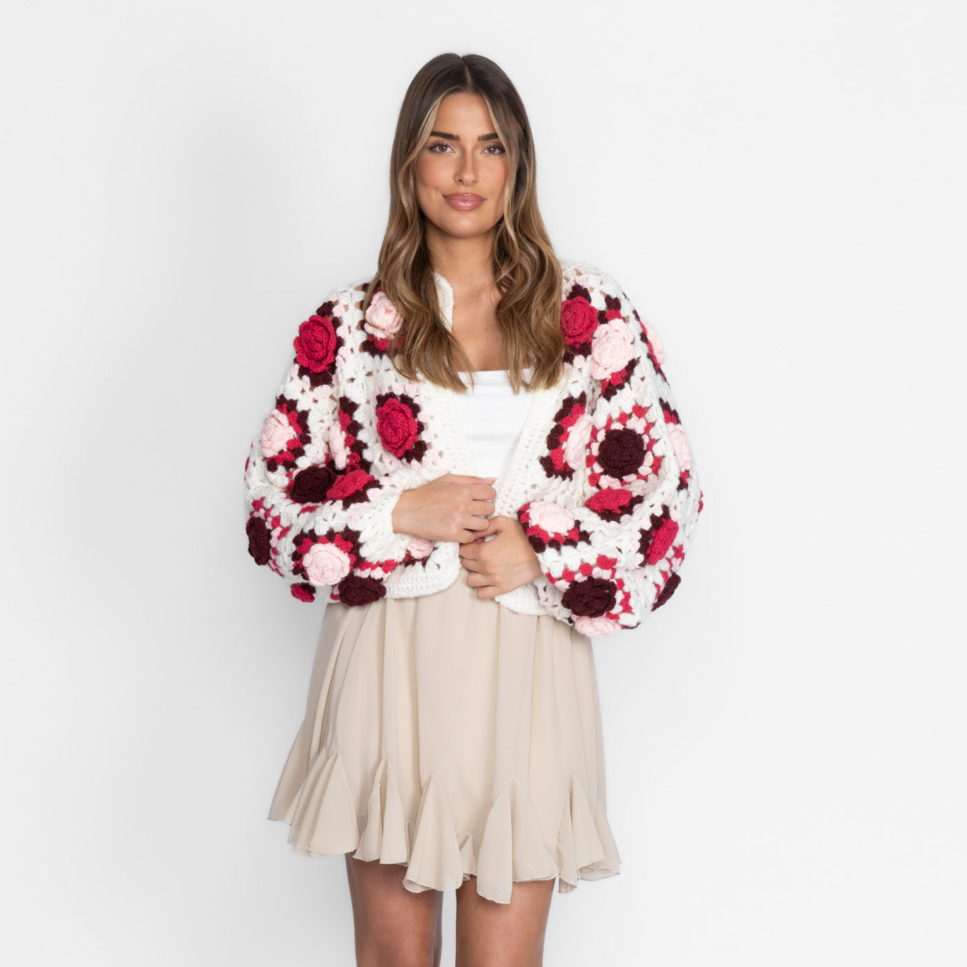 Handgjord kofta med blommönster